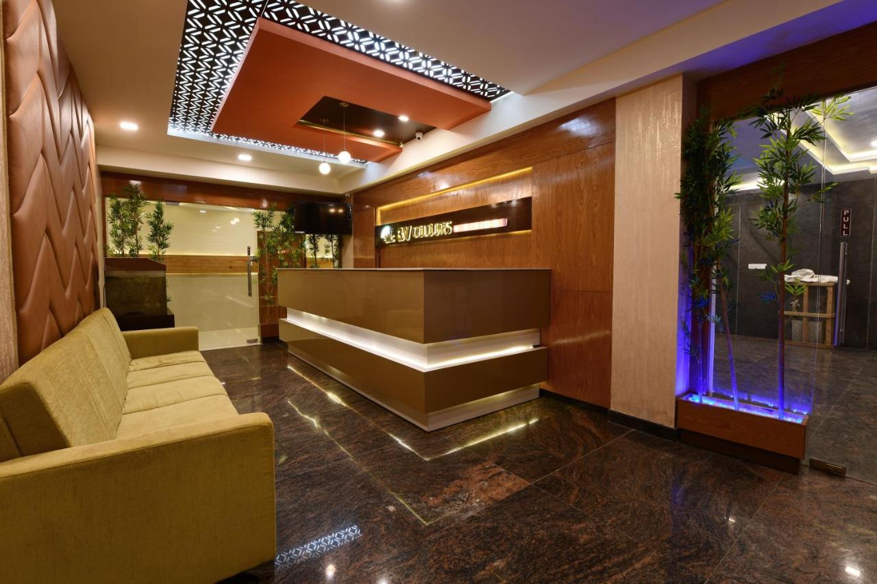 העיר בנגלור Hotel Bv Colours By Rivido, Begur Main Road מראה חיצוני תמונה